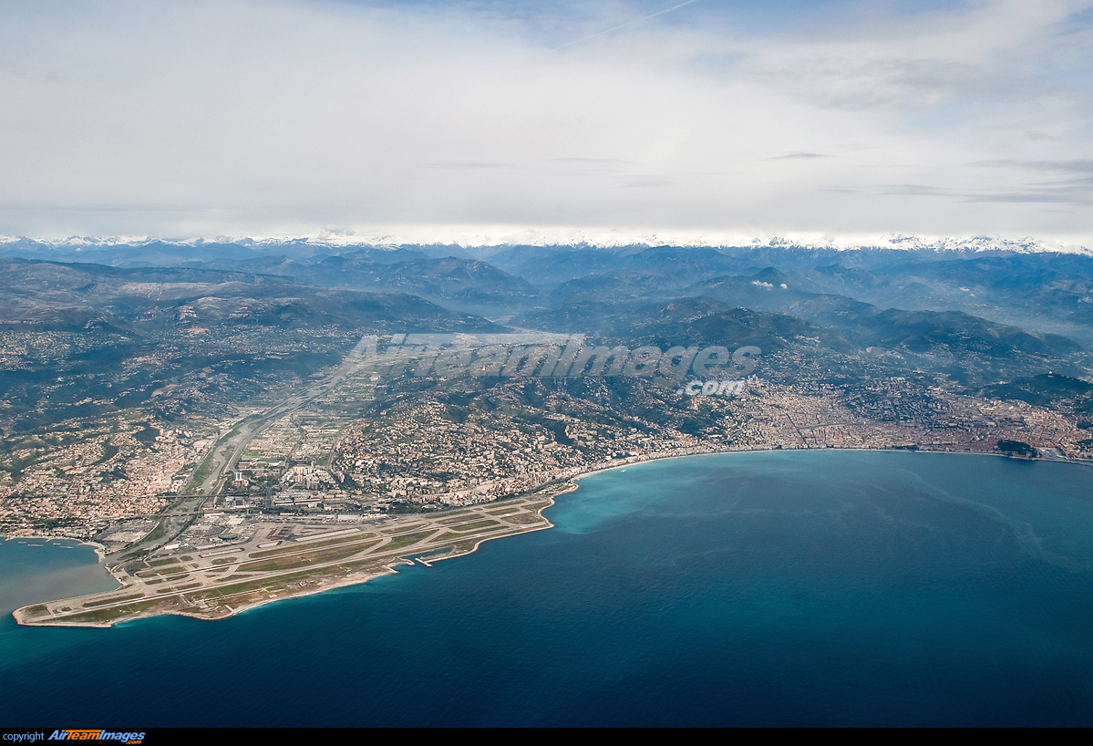 Nice Airport and surroundings as seen on a departure from 04R