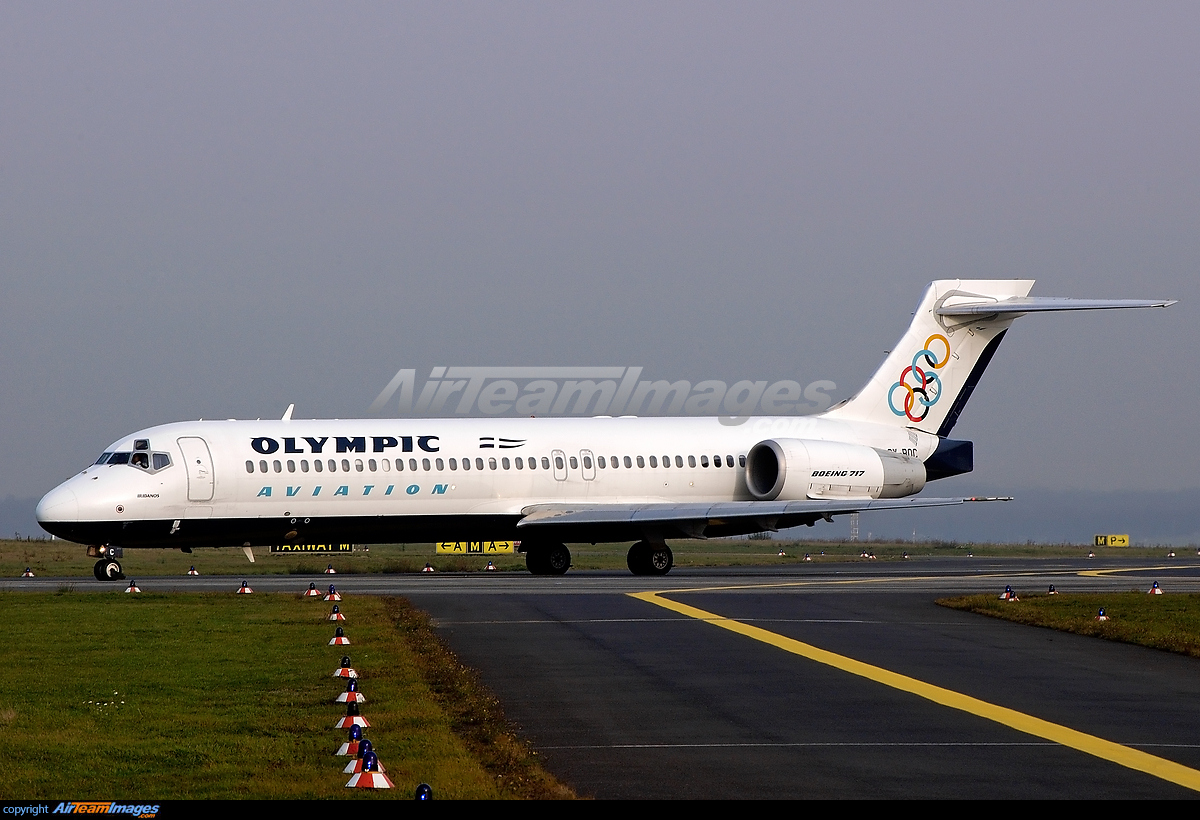 Boeing 717-23S - Large Preview - AirTeamImages.com