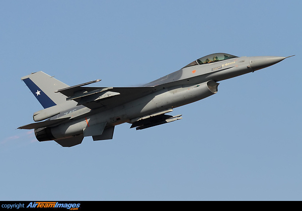 F-16A Fighting Falcon F-16A Fighting Falcon