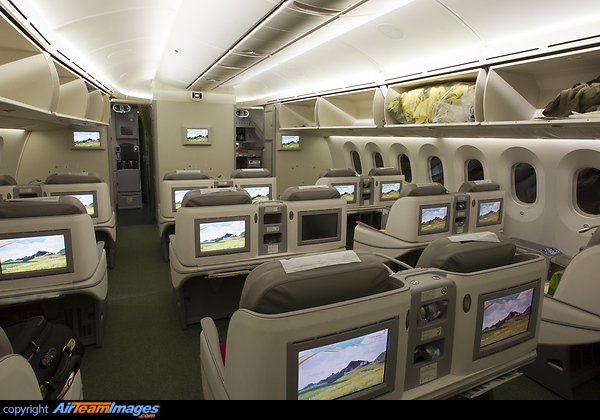 look at the first class cabin Boeing 787-860 Dreamliner