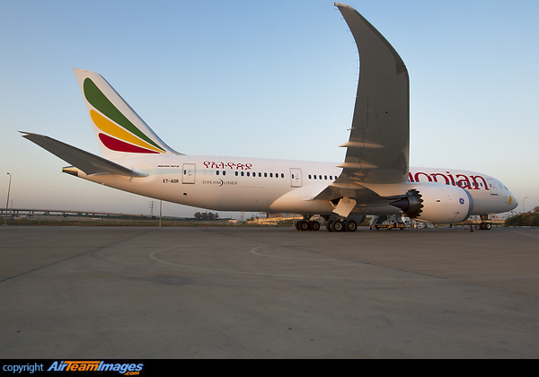 Boeing 787-860 Dreamliner Boeing 787-860 Dreamliner