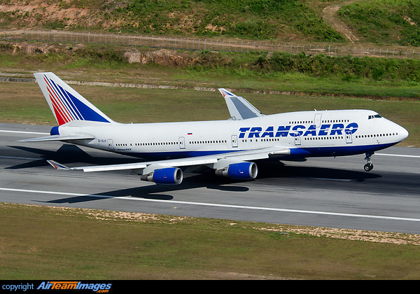 Boeing 747-446 Boeing 747-446