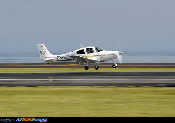 Cirrus SR-22 Cirrus SR-22