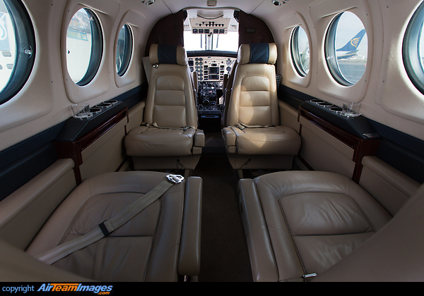 Beechcraft C90A King Air Beechcraft C90A King Air