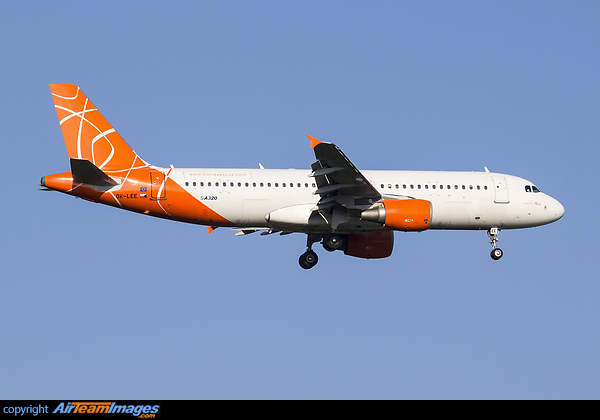 Airbus A320-214 Airbus A320-214