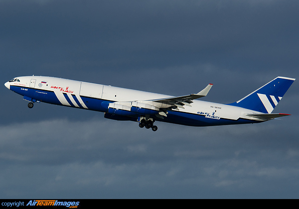 Ilyushin Il-96-400T Ilyushin Il-96-400T