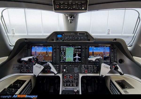 Embraer Phenom 300 Embraer Phenom 300