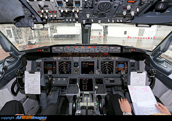 Boeing 737-83N Boeing 737-83N
