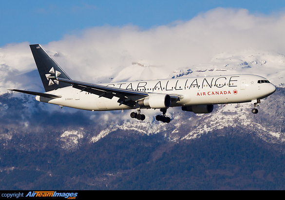 Air Canada with Star Alliance colors landing in Geneva, seen in front of a winter backdrop Boeing 767-333/ER