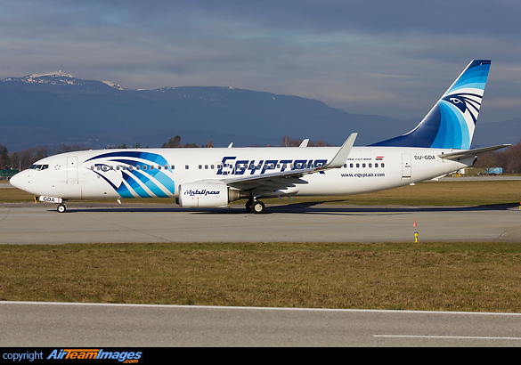EgyptAir Boeing 737-800 taxying at Geneva airport Boeing 737-866