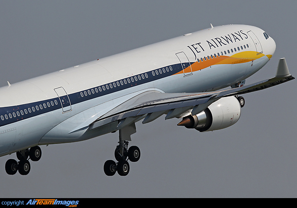 Airbus A330-302 Airbus A330-302