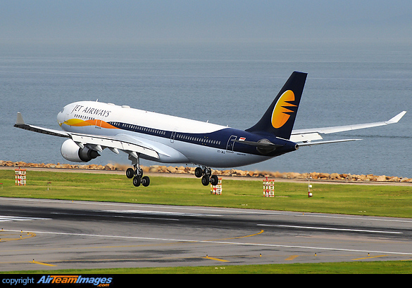 Airbus A330-202 Airbus A330-202