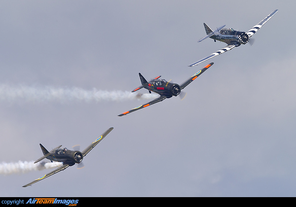 Swedish Air Force Historic Flight T-6 team with Sk16 SE-FUD and SE-FVU in Swedish Air Force colours and SE-FUZ in USAF paint scheme SAFHF T-6 Team