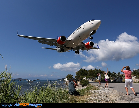 Boeing 737-783 Boeing 737-783