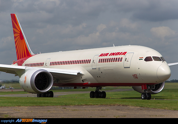 Boeing 787-8 Dreamliner Boeing 787-8 Dreamliner