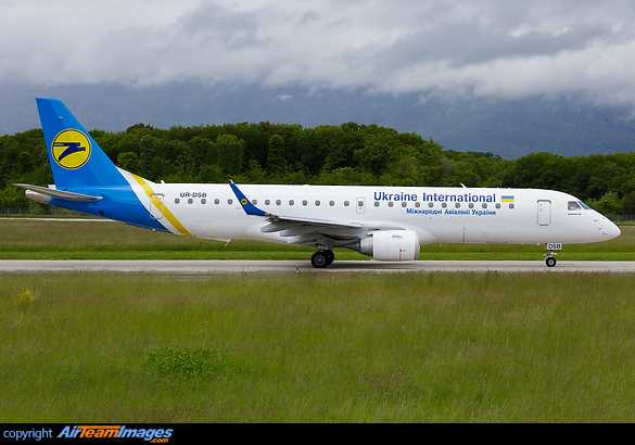 Ukraine International Embraer 190 UR-DSB taxiing at GVA airport Embraer ERJ-190STD
