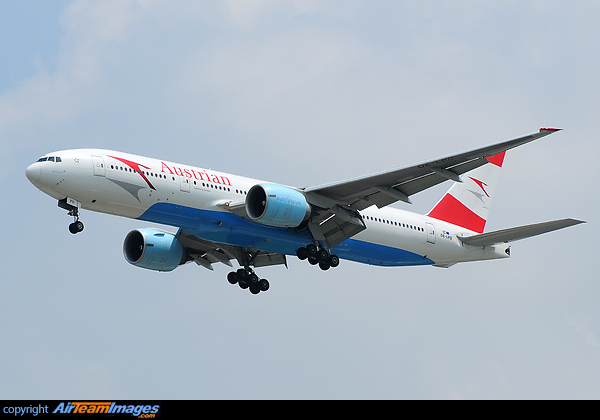 Boeing 777-2B8/ER Boeing 777-2B8/ER