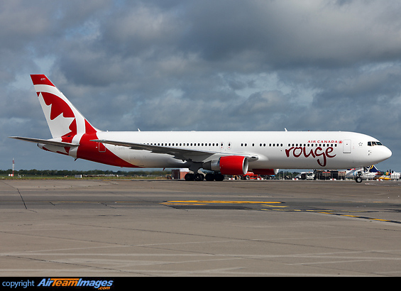Air Canada's new low-cost operator ' Rouge '. Boeing 767-33A/ER
