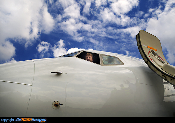 The first commercial flight of the new Ukrainian operator Kharkiv Airlines Boeing 737-8Q8