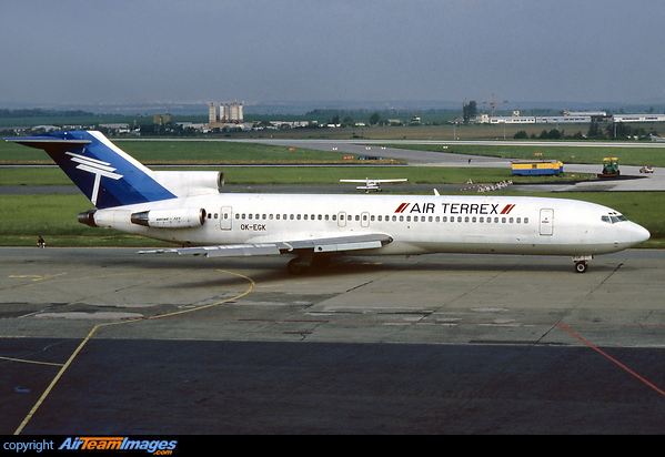 Boeing 727-2D3 Boeing 727-2D3