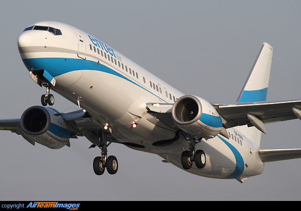 Boeing 737-8Q8 Boeing 737-8Q8