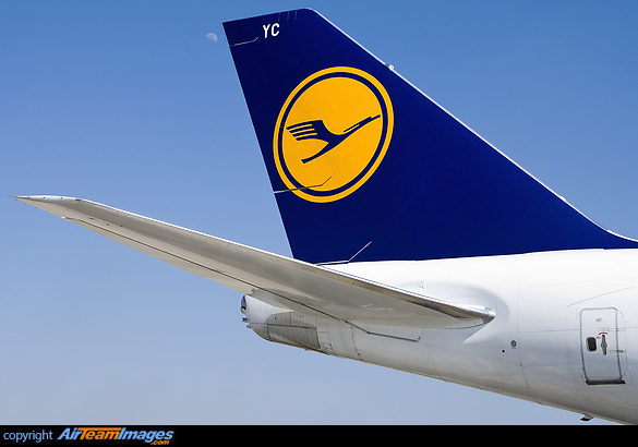Boeing 747-830 Boeing 747-830