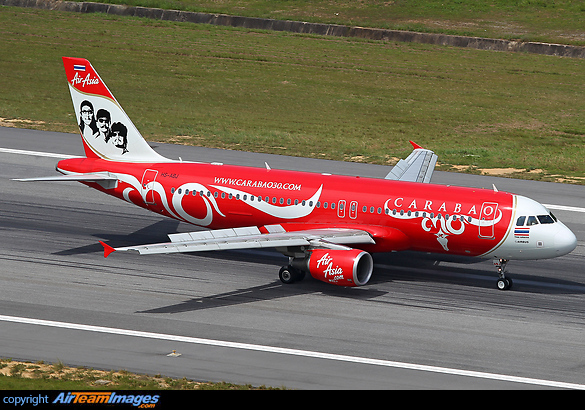 Airbus A320-216 Airbus A320-216