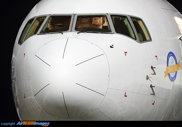 Boeing 767-383/ER Boeing 767-383/ER