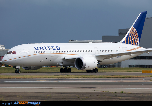 Boeing 787-8 Dreamliner Boeing 787-8 Dreamliner