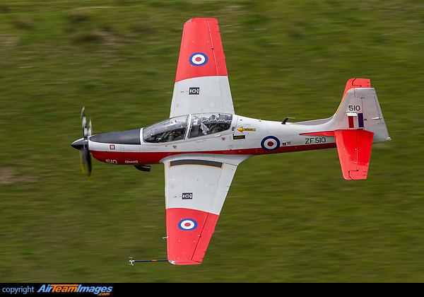 QinetiQ Short Tucano T1 ZF510 on a low level sortie in the "Mach Loop", Wales. Short Tucano T1