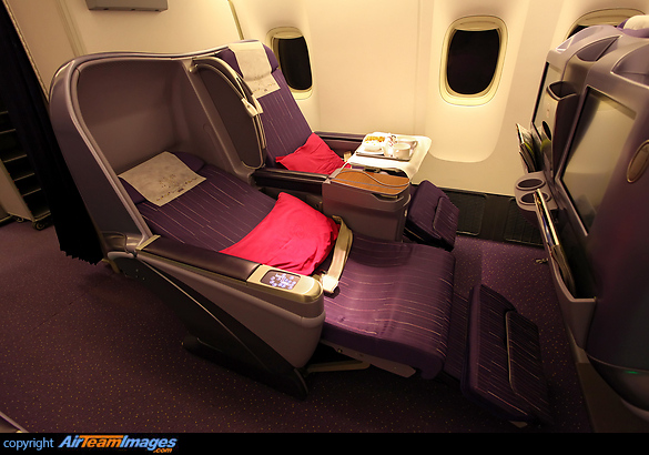 Boeing 777-3D7 Boeing 777-3D7
