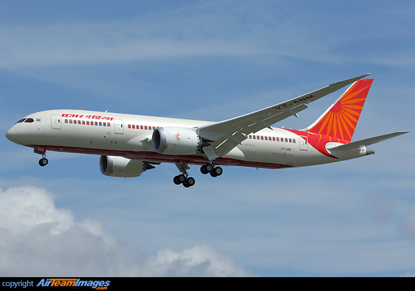 Boeing 787-8 Dreamliner Boeing 787-8 Dreamliner