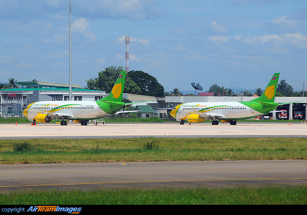 Boeing 737-4Y0 Boeing 737-4Y0