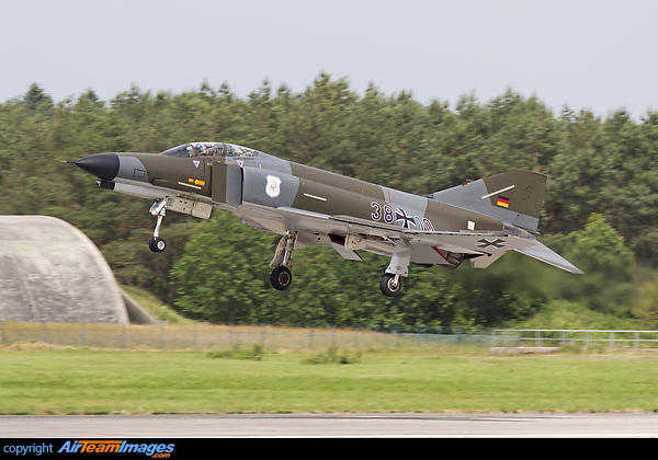 Open Day at Wittmund Airbase to mark the retirement of the McDonnell Douglas F4 Phantom from German Airforce service. F-4F Phantom II