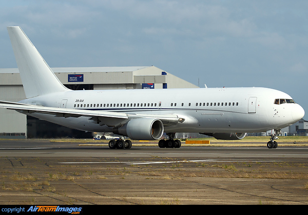 Boeing 767-216/ER Boeing 767-216/ER