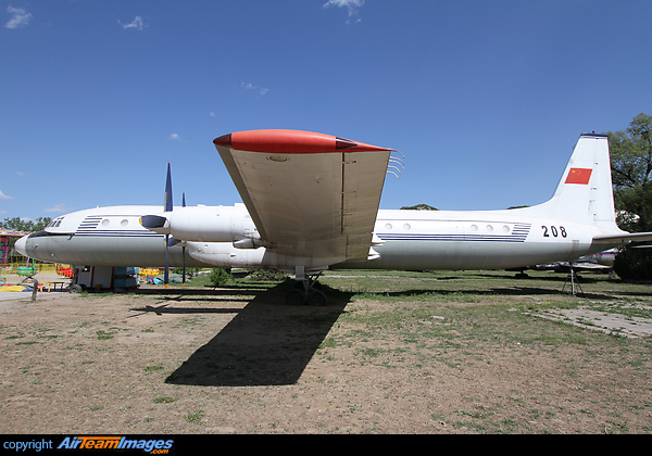 Ilyushin Il-18D Ilyushin Il-18D