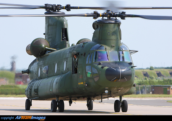 Boeing CH-47D Chinook Boeing CH-47D Chinook