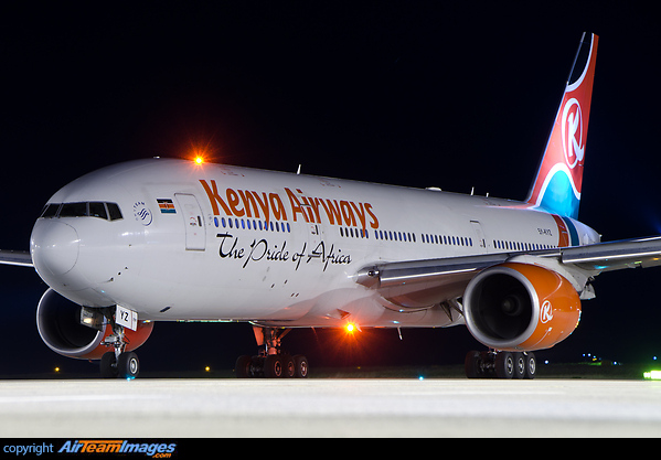 Boeing 777-2U8/ER Boeing 777-2U8/ER