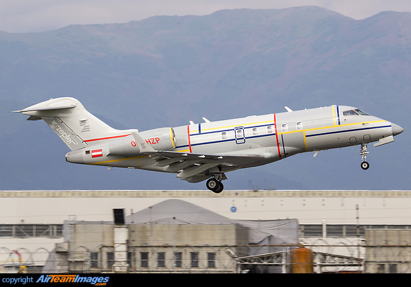 Bombardier Challenger 300 Bombardier Challenger 300
