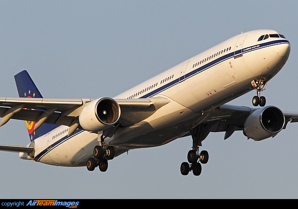 Airbus A330-322 Airbus A330-322