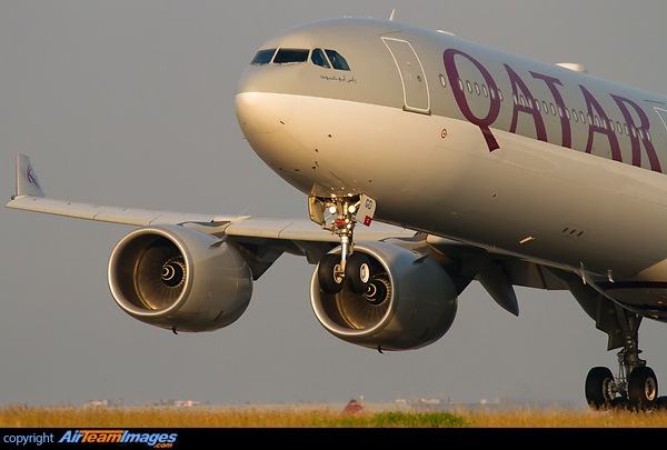 Airbus A340-642X Airbus A340-642X