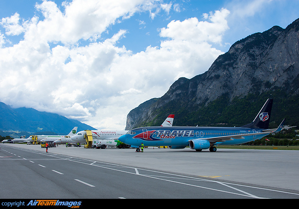 Boeing 737-86Q Boeing 737-86Q