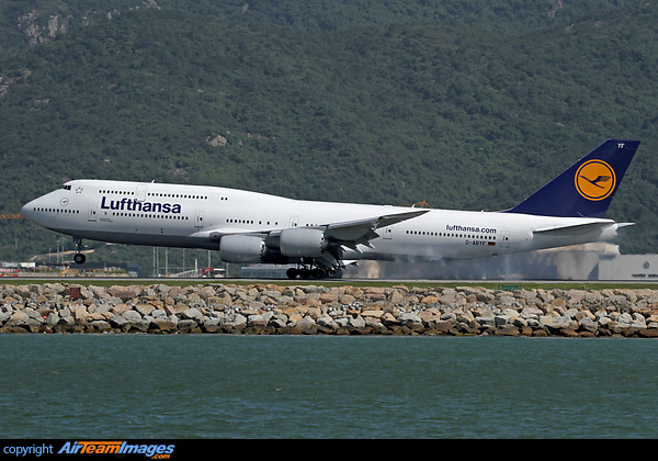 Boeing 747-830 Boeing 747-830