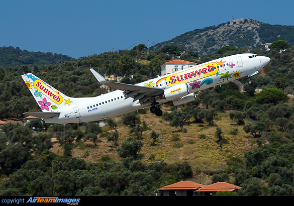 Boeing 737-8K2 Boeing 737-8K2