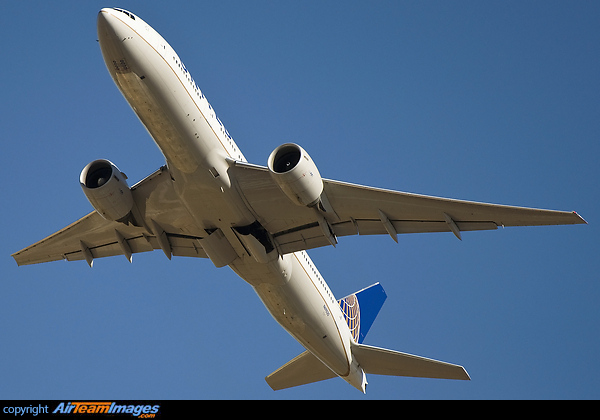 Boeing 777-224/ER Boeing 777-224/ER