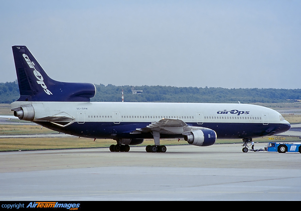 Basic Caledonian Airways livery. Lockheed L-1011 Tristar 1