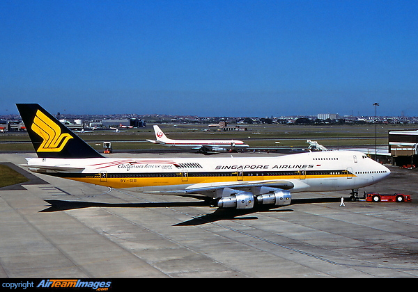 Boeing 747-212B Boeing 747-212B