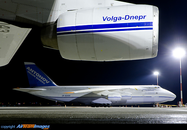 An-124-100M-150 Ruslan An-124-100M-150 Ruslan