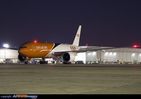 Boeing 777-FHT Boeing 777-FHT