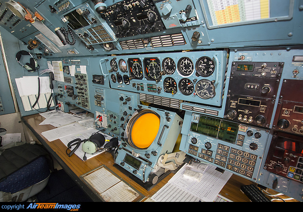 Antonov An-124-100 Ruslan Antonov An-124-100 Ruslan